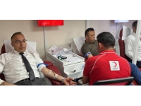 Isparta'da gazi ve şehit yakınları kan bağışında bulundu