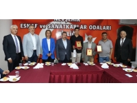 Nevşehir'de yılın ahisi, kalfası ve çırağına plaket verildi