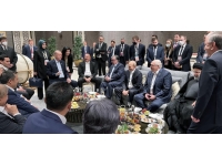 Cumhurbaşkanı Erdoğan, "Ebedi Şehir"de ŞİÖ Zirvesi'ne katılan liderlerle sohbet etti