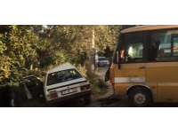 Karabük'te dolmuş otomobille çarpıştı: 2 yaralı