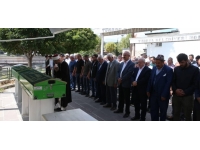 Aynı gün ölen anne ve oğlu toprağa verildi