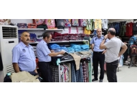 Midyat'ta zabıta ekiplerinden okul giysileri denetimi
