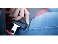 Sürücü adayları emniyet kemeri simülasyon eğitimi alacak