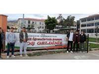 Merzifon’a gelen üniversite öğrencileri görevlilerce karşılanıyor