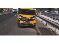 Uşak'ta iki otomobil çarpıştı: 4 yaralı