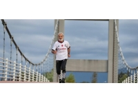 "Koşan Kartal" lakaplı Fikri amca, sağlığını harekete borçlu