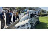 Alanya'da ambulansla kamyonetin çarpıştığı kazada 8 kişi yaralandı
