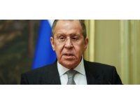 Lavrov: Batı, Ukrayna’da çatışmalara taraf oluyor