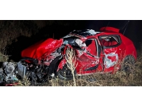 Kars'ta otomobil ile tır çarpıştı: 4 ölü, 1 yaralı