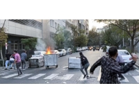 İran’da devam eden gösterilerde 20 yaşındaki Hedis Necefi hayatını kaybetti