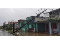 Küba'yı kasırga vurdu: Ülke karanlığa gömüldü