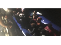 Kuşadası'nda geri itilen 48 düzensiz göçmen kurtarıldı