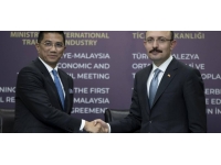 Bakan Muş, Malezyalı mevkidaşı ile görüştü