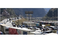 Gürcistan: Ülkeye giriş yapan Rusların sayısı azalmaya başladı