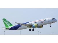 Çin'in yerli yolcu uçağı "C919" uçuşa uygunluk lisansı aldı