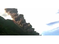 İtalya'daki Stromboli Yanardağı'nda patlama