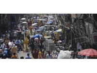 Hindistan'ta sömürge döneminden kalma 2 bin yasa kaldırıldı