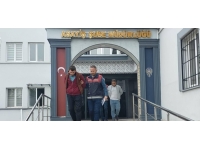 Tarihi medreseden hırsızlık yapan 2 şüpheli yakalandı