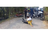 Polisten kaçan motosikletli trafik kazasında yaralandı