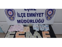 Uşak'ta kumar oynayan 4 kişiye para cezası