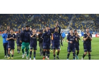 Fenerbahçe yenilmezlik serisini sürdürdü