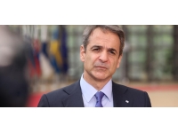 Miçotakis: Türk ve Yunan savunma bakanları arasındaki iletişim devam edebilir