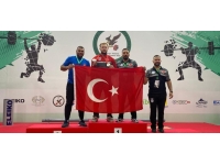 Milli sporcu Emre Öztürk 2 gümüş madalya kazandı