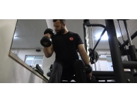 Milli sporcu yüzmeden sonra halterde de engel tanımıyor