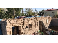 Niğde'de ahırın çatısı çöktü: 1 ölü, 1 yaralı