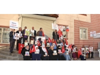 Evlat nöbetine iki aile daha katıldı