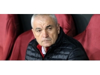 Rıza Çalımbay Avrupa maçlarını milli maç gibi görüyor