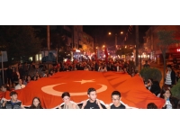 Kaynarca'da fener alayı ve Cumhuriyet yürüyüşü yapıldı