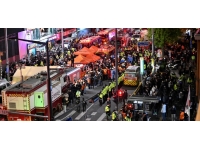 Güney Kore'de Cadılar Bayramı etkinliğinde izdiham