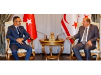 Cumhurbaşkanı Tatar, Kuzey Kıbrıs Satranç Federasyonu’nu kabul etti