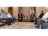 Tatar, Kuzey Kıbrıs Futbol Antrenörleri Derneği yeni yönetim kurulu üyelerini kabul etti