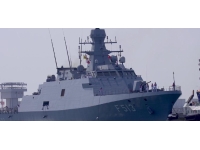 Türk askeri gemisi Dünya Kupası için Katar'da