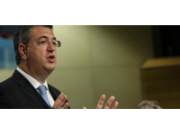 Yunan yetkili Tzitzikostas, teknik sorunu bahane etti, Türkiye'ye giriş yapmadı