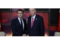 Macron: Cumhurbaşkanı Erdoğan, barış görüşmelerinde çok etkin rol oynuyor