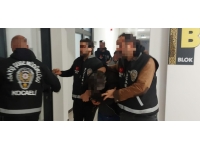 Kocaeli'de otomobilden hırsızlık yaptıkları iddiasıyla 3 zanlı tutuklandı