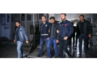 Mersin'de motosikletten öğrencinin gözüne cisim atan 2 şüpheli yakalandı