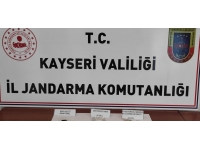 Kayseri'de cep telefonu şarj aletine uyuşturucu gizleyen kişi yakalandı