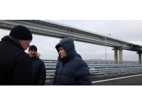 Putin, Kerç Köprüsü'nü ziyaret etti