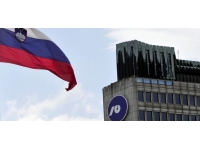 Slovenya İçişleri Bakanı Bobnar istifa etti