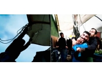 İstanbul'da çadırını bağlamaya çalışan pazarcı uçma tehlikesi yaşadı