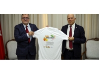 Töre, “Ambargolara Hayır- Portakal Suyu Projesi” ni yürüten heyeti kabul etti