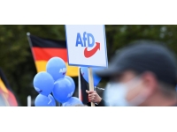 Almanya'da aşırı sağcı parti AfD'nin kapatılması tartışılmaya başlandı