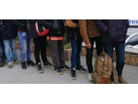 Kocaeli'de 92 düzensiz göçmen sınır dışı edildi