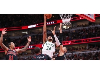 NBA'de Antetokounmpo kariyer rekoru kırdı