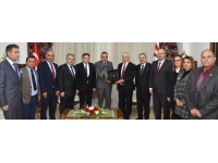 Cumhuriyet Meclisi Başkanı Töre, Türkiye Kamu-Sen’i kabul etti