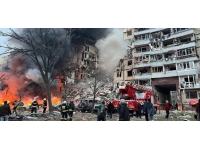 Ukrayna: Rus ordusunun Dnipro'ya füze saldırısında 1'i çocuk 12 sivil öldü